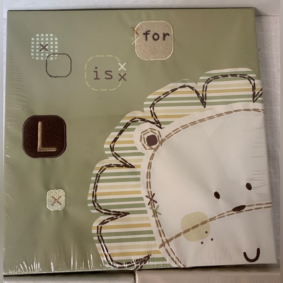 COCALO| Nursery Wall Art. Baby giraffe, lion and elephant. - Picture 4 of 7